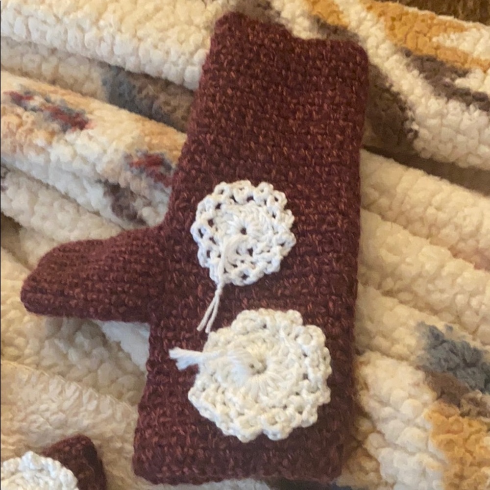 New Fingerless Gloves - Picture 4 of 4